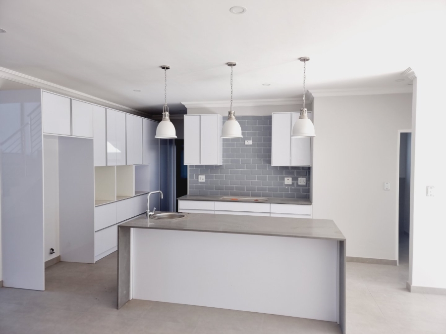 4 Bedroom Property for Sale in Sandown Western Cape